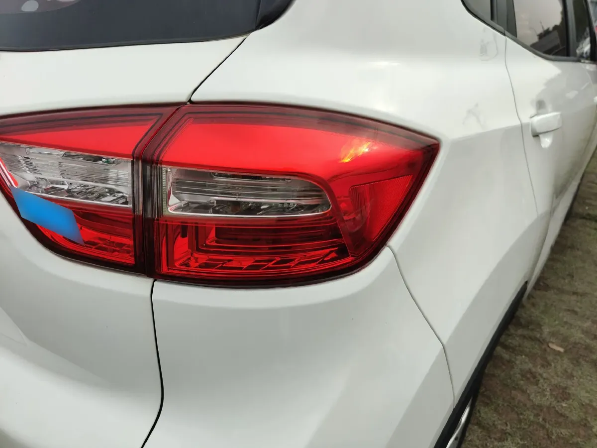 2016 ChangAn CS15 1.5L 107HP L4 5DCT,autocango,china used car exporter,china ev exporter,chinese used car exporter,chinese used ev exporter