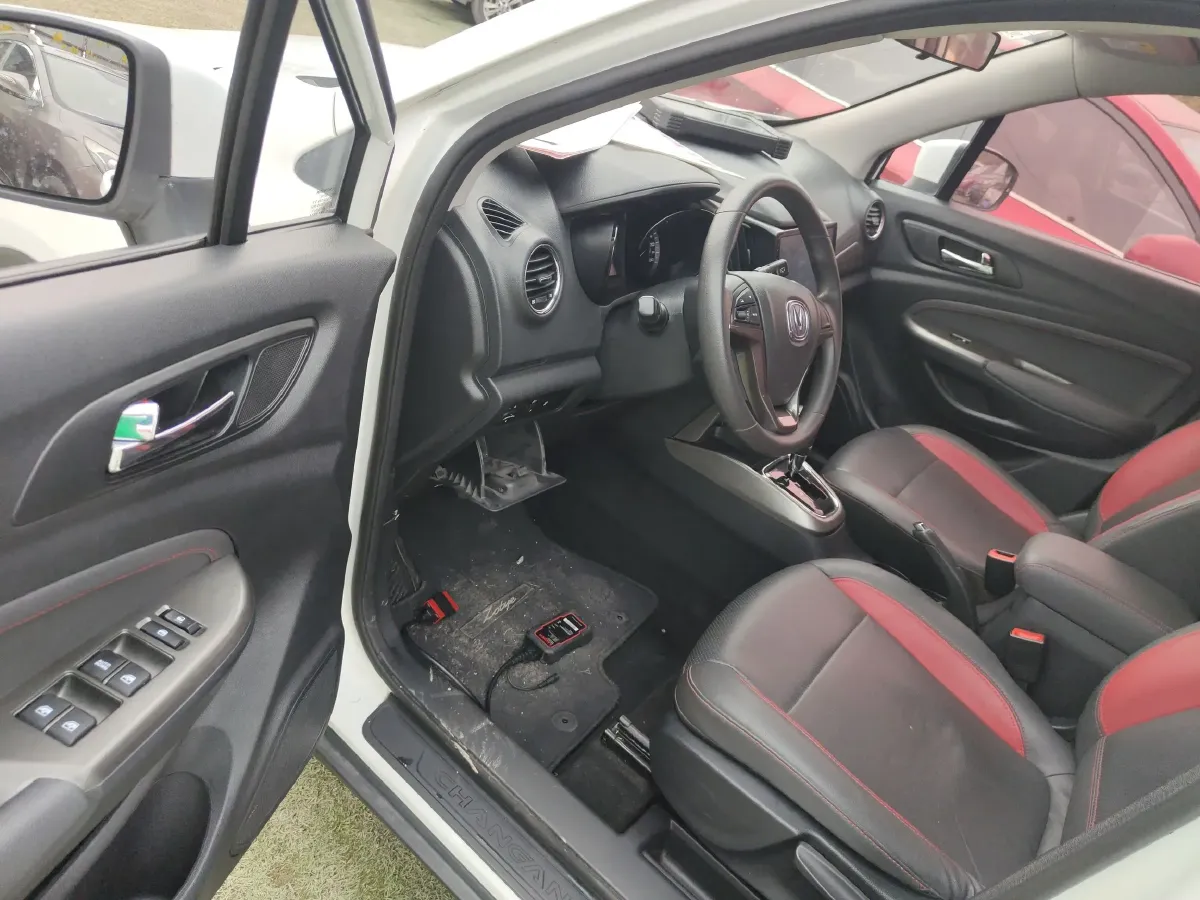 2016 ChangAn CS15 1.5L 107HP L4 5DCT,autocango,china used car exporter,china ev exporter,chinese used car exporter,chinese used ev exporter