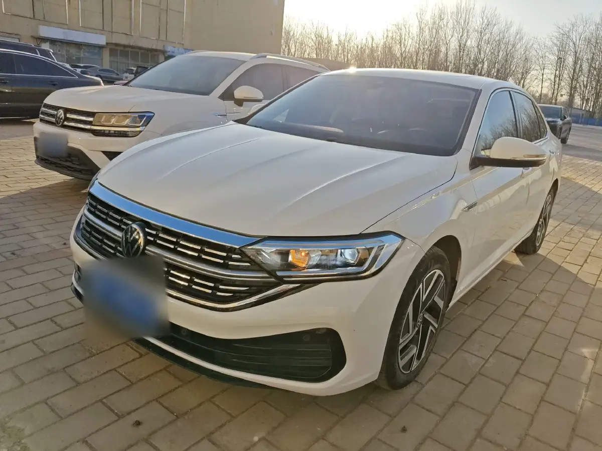 2023 Volkswagen Sagitar 1.4T 150HP L4 7DCT