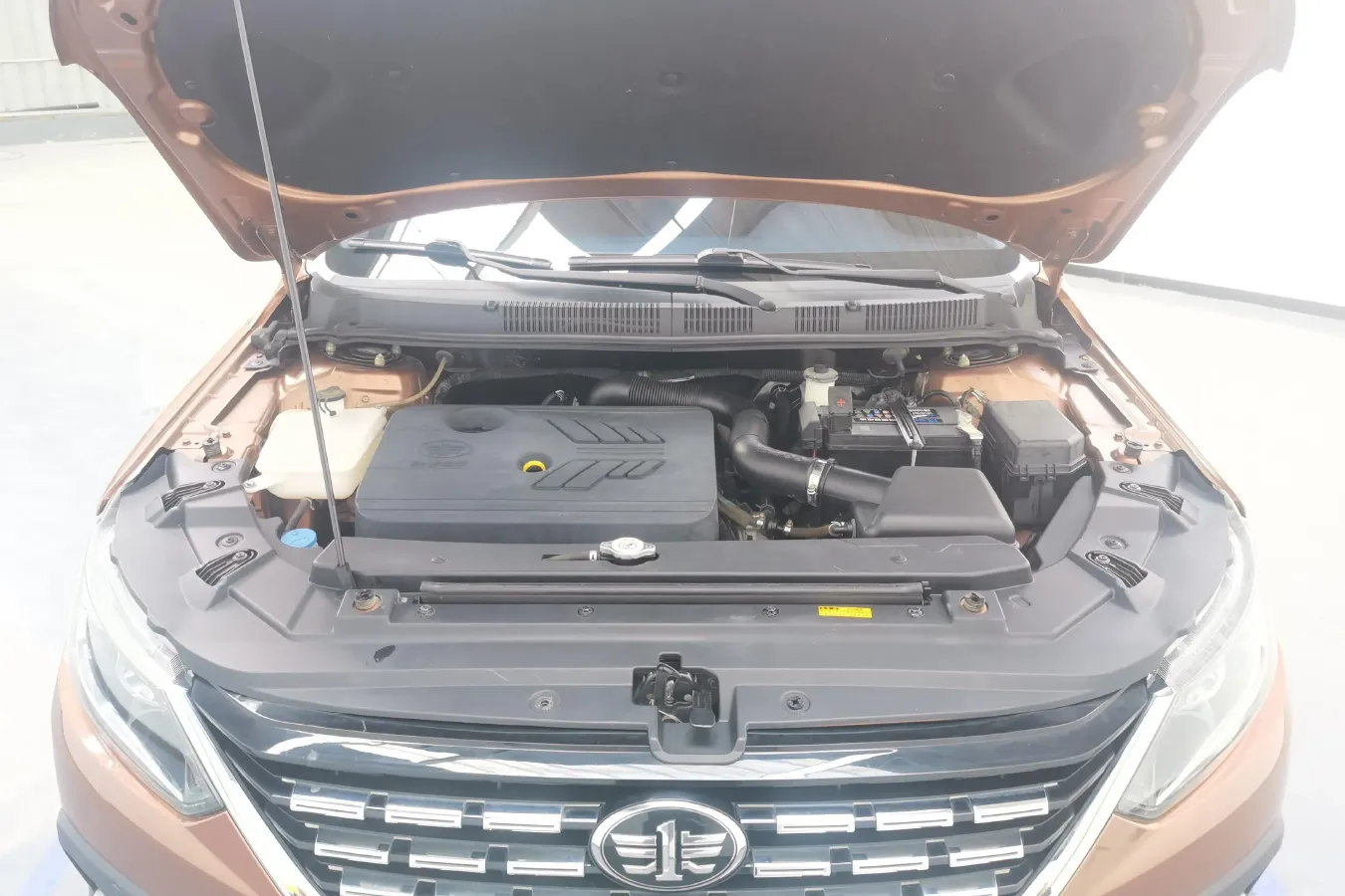 2018 FAW Jumpal CX65 1.5L 113HP L4 5MT,autocango,china used car exporter,china ev exporter,chinese used car exporter,chinese used ev exporter