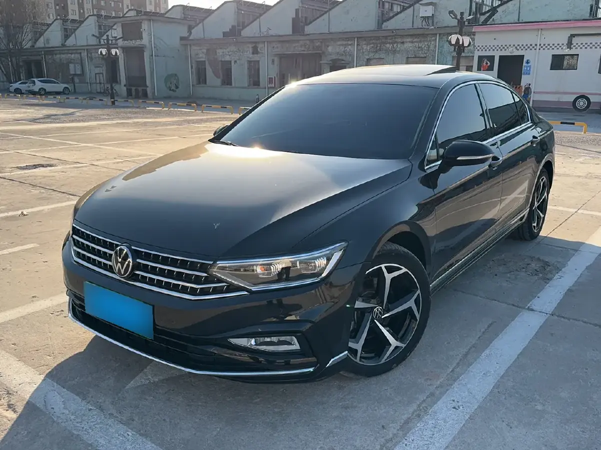 2023 Volkswagen Magotan 2.0T 186HP L4 7DCT