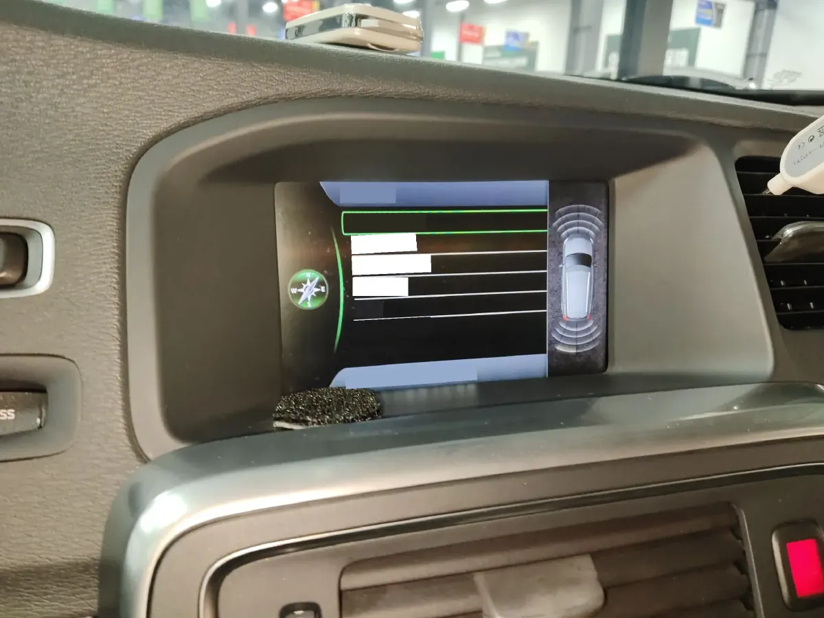 2014 Volvo V60 2.0T 214HP L5 6AT,autocango,china used car exporter,china ev exporter,chinese used car exporter,chinese used ev exporter