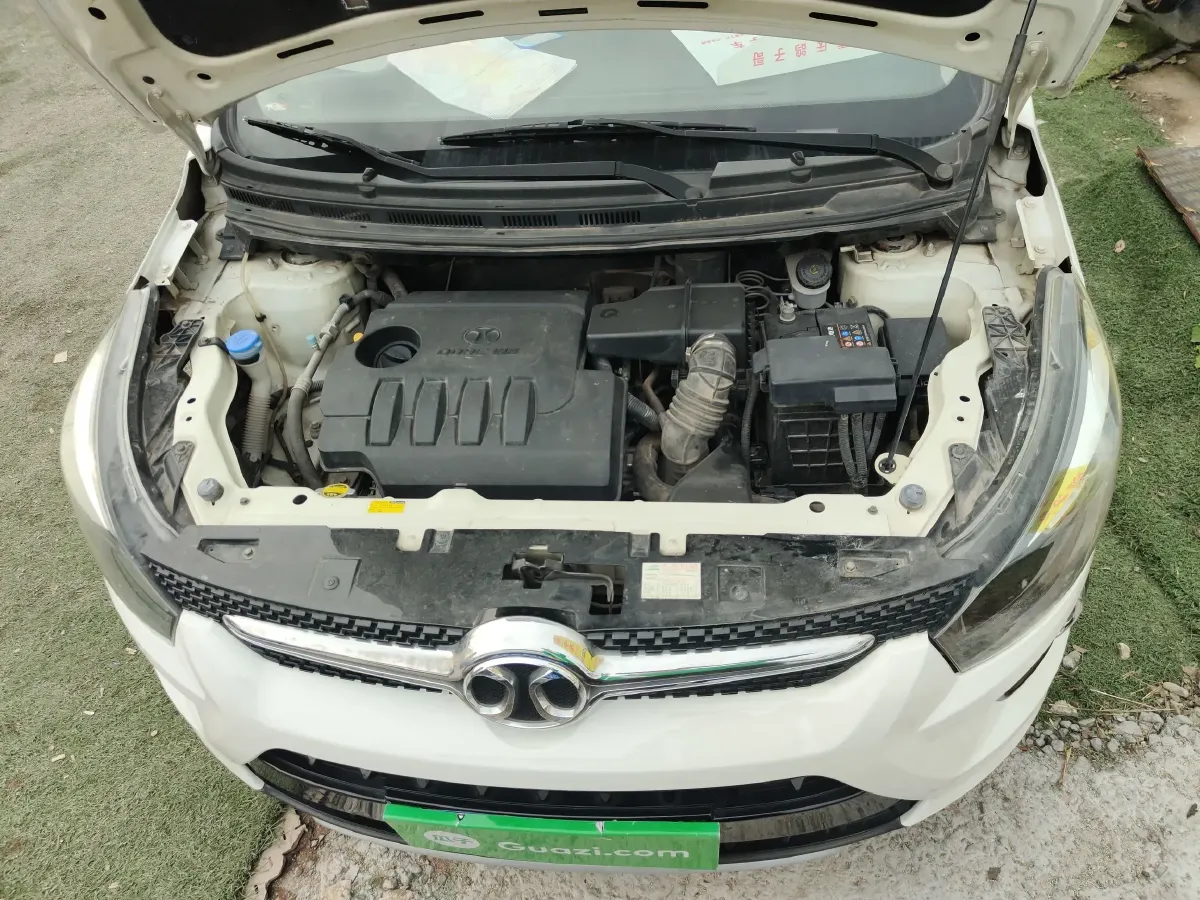 2015 BeiJing Auto Senova X25 1.5L 116HP L4 4AT,autocango,china used car exporter,china ev exporter,chinese used car exporter,chinese used ev exporter