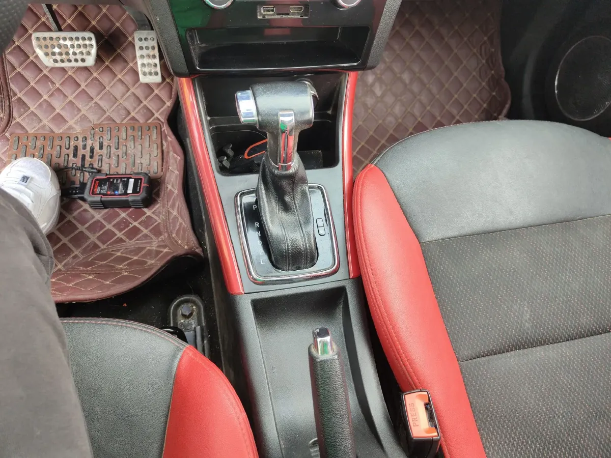 2015 BeiJing Auto Senova X25 1.5L 116HP L4 4AT,autocango,china used car exporter,china ev exporter,chinese used car exporter,chinese used ev exporter