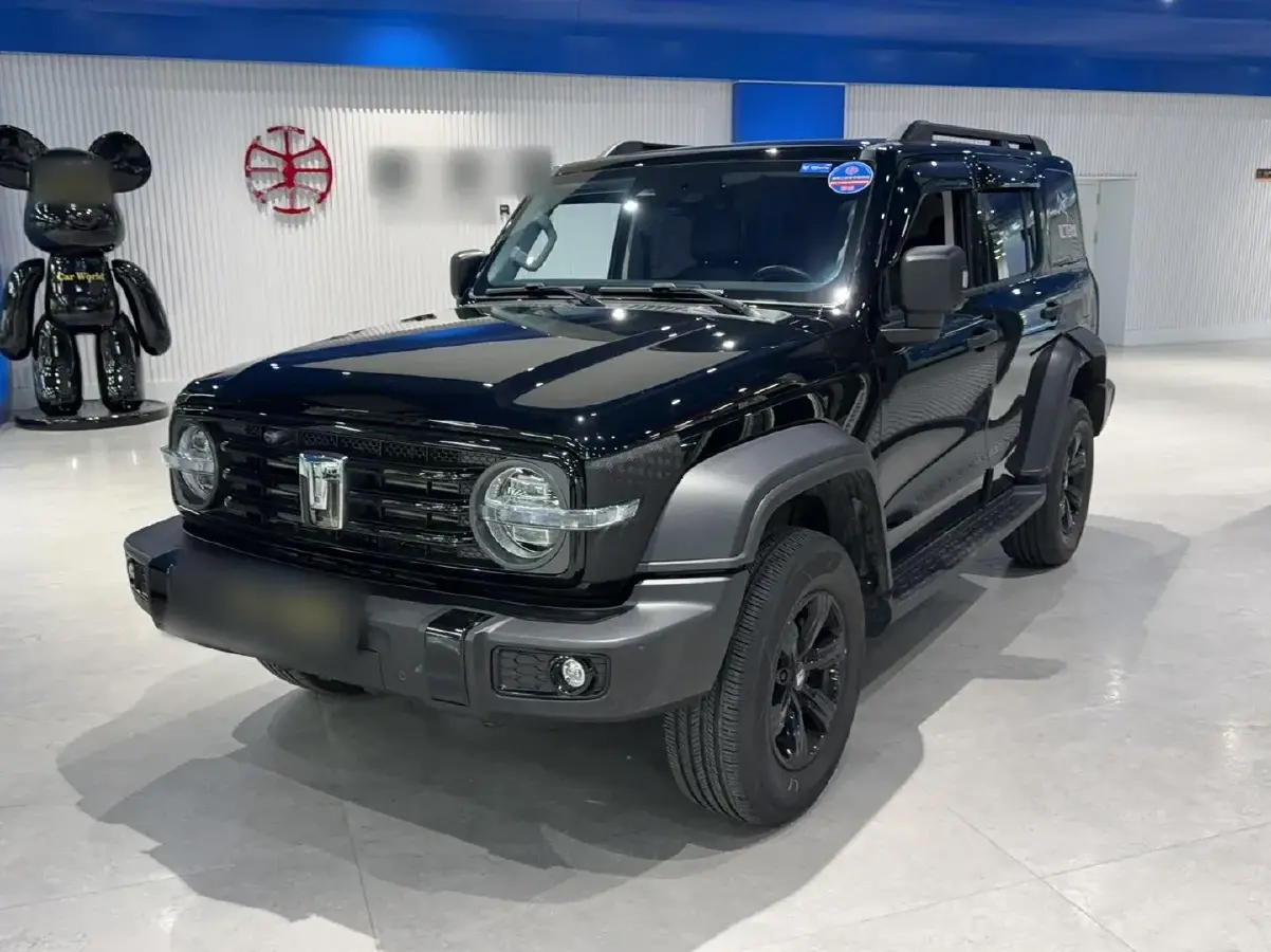 2023 Tank 300 2.0T 227HP L4 8AT