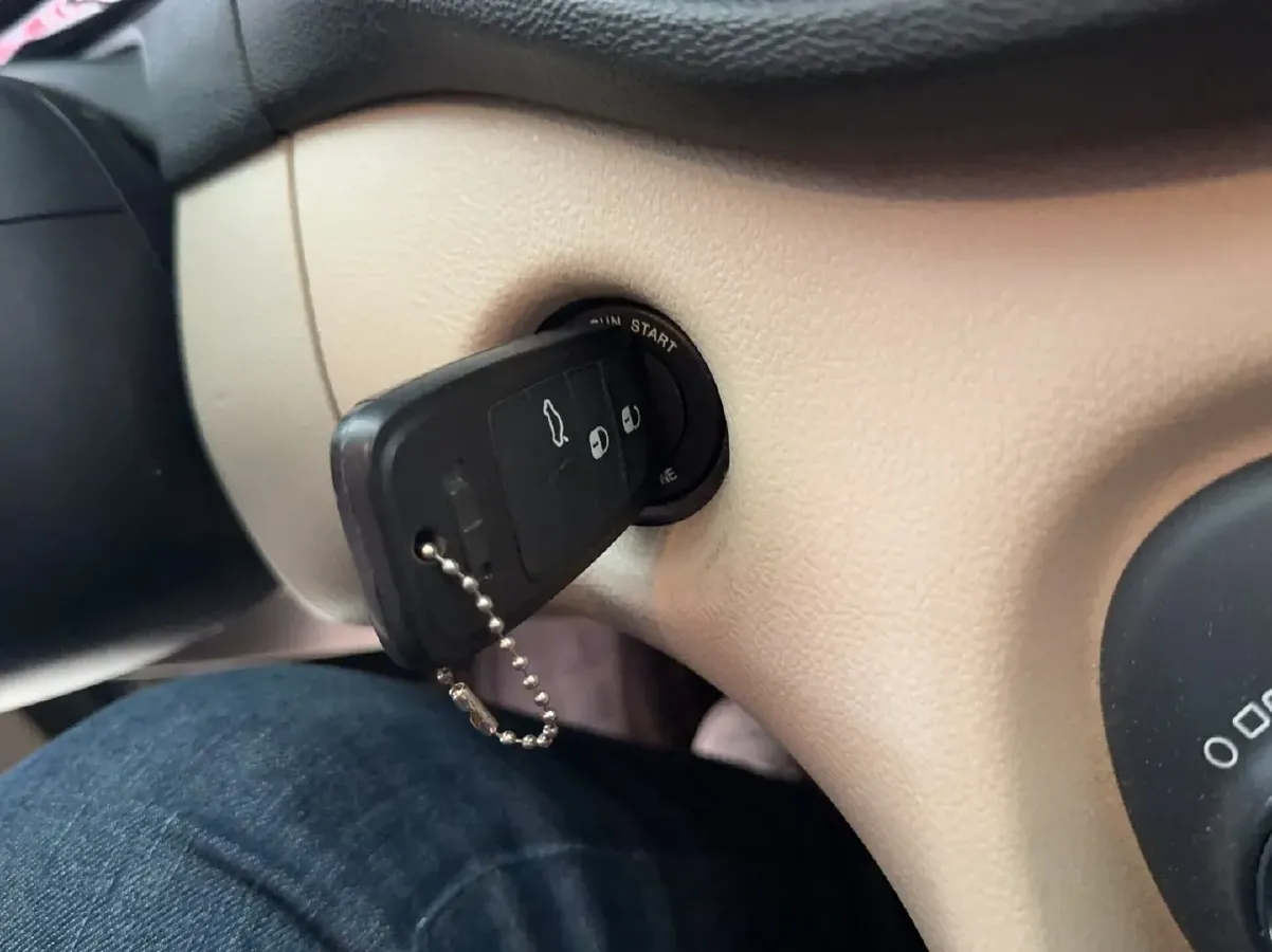 2012 Fiat Viaggio 1.4T 120HP L4 6DCT,autocango,china used car exporter,china ev exporter,chinese used car exporter,chinese used ev exporter