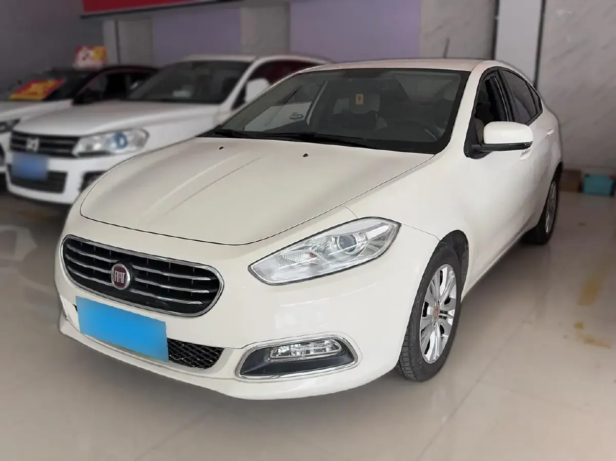 2012 Fiat Viaggio 1.4T 120HP L4 6DCT