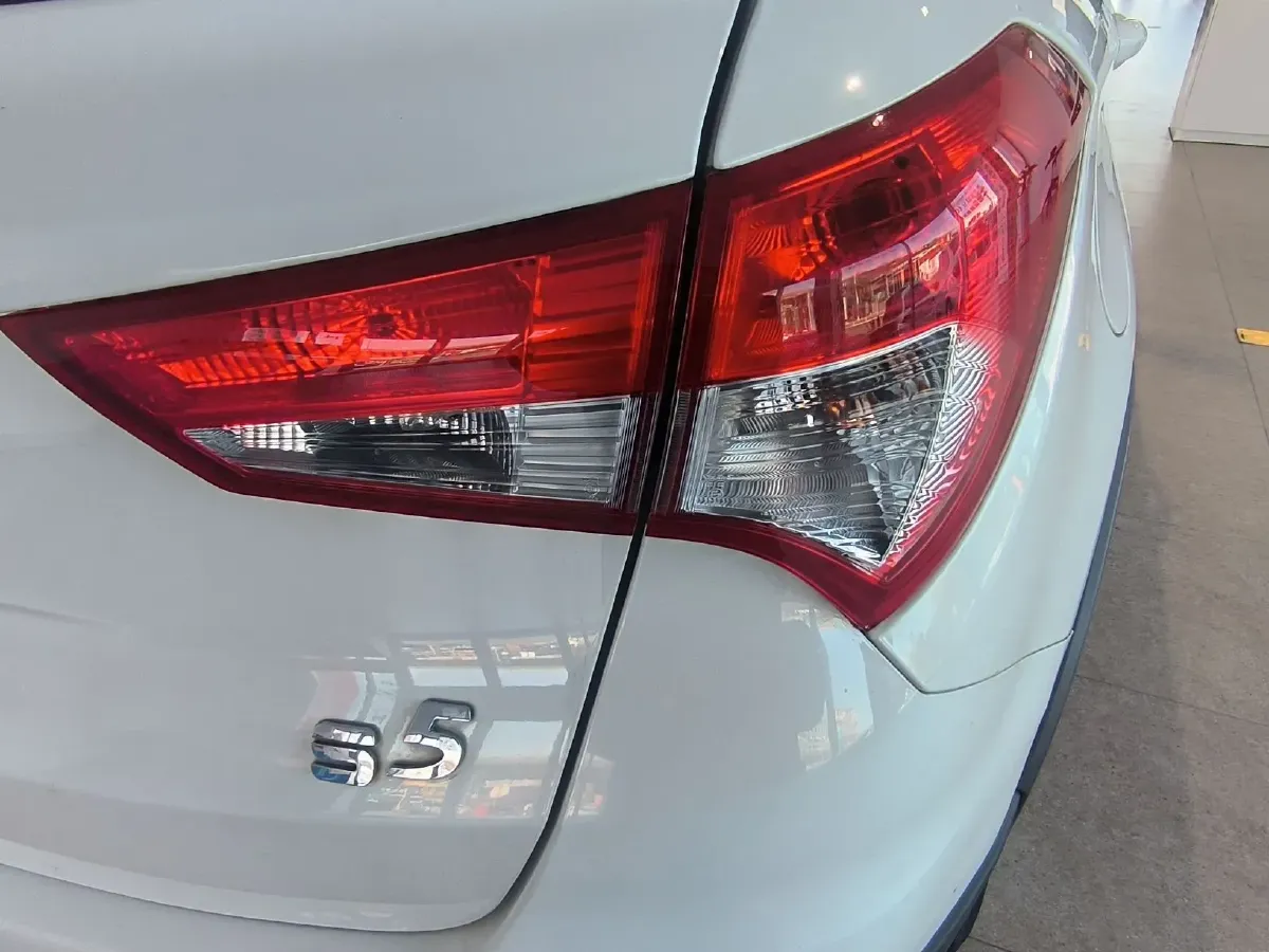 2016 HaiMa S5 1.5T 163HP L4 CVT,autocango,china used car exporter,china ev exporter,chinese used car exporter,chinese used ev exporter