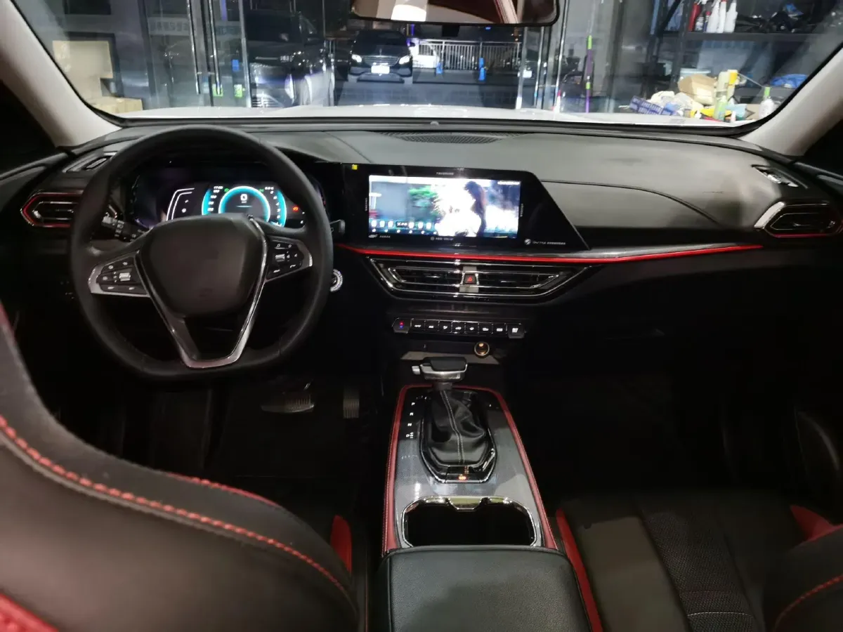 2021 ChangAn Oshan X5 1.5T 180HP L4 7DCT,autocango,china used car exporter,china ev exporter,chinese used car exporter,chinese used ev exporter