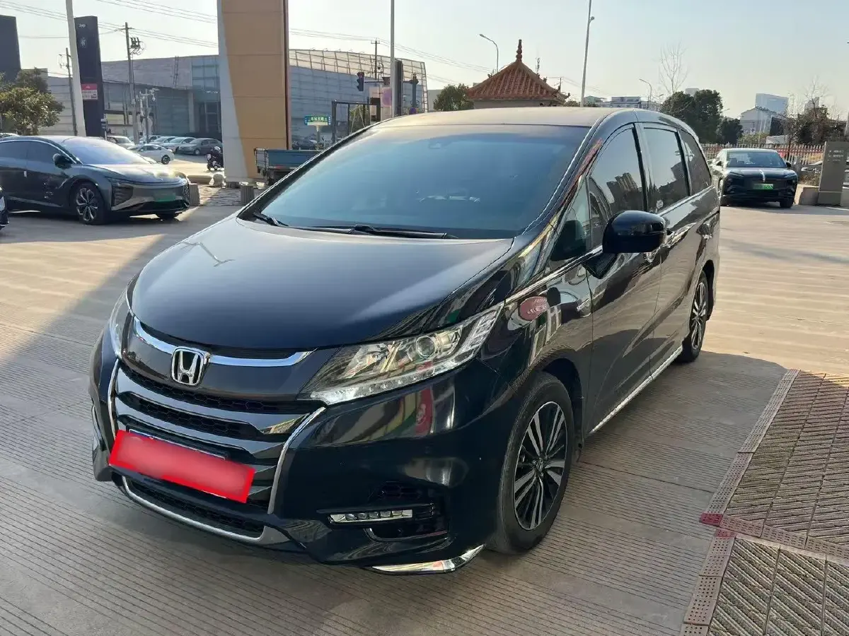 2019 Honda Odyssey 2.0L 146HP L4 E-CVT Hybrid