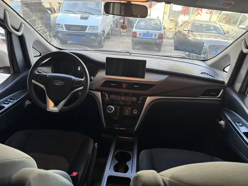 2022 JAC Refine M3 1.8L 133HP L4 5MT,autocango,china used car exporter,china ev exporter,chinese used car exporter,chinese used ev exporter