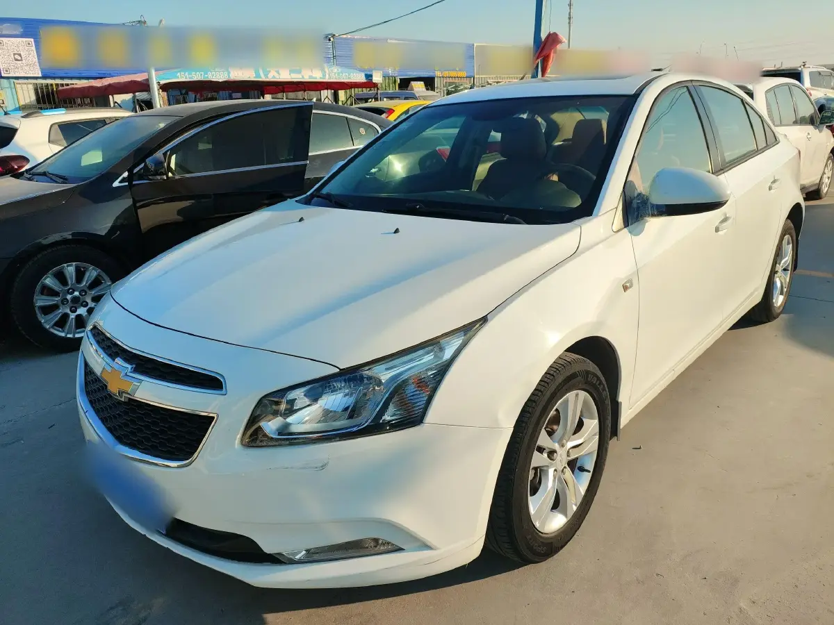 2015 Chevrolet Cruze 1.5L 113HP L4 6AT