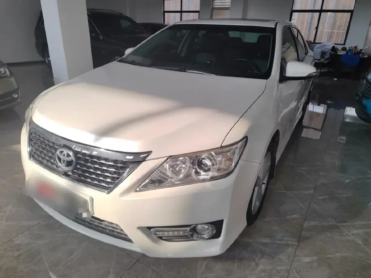 2012 Toyota Camry 2.0L 150HP L4 4AT
