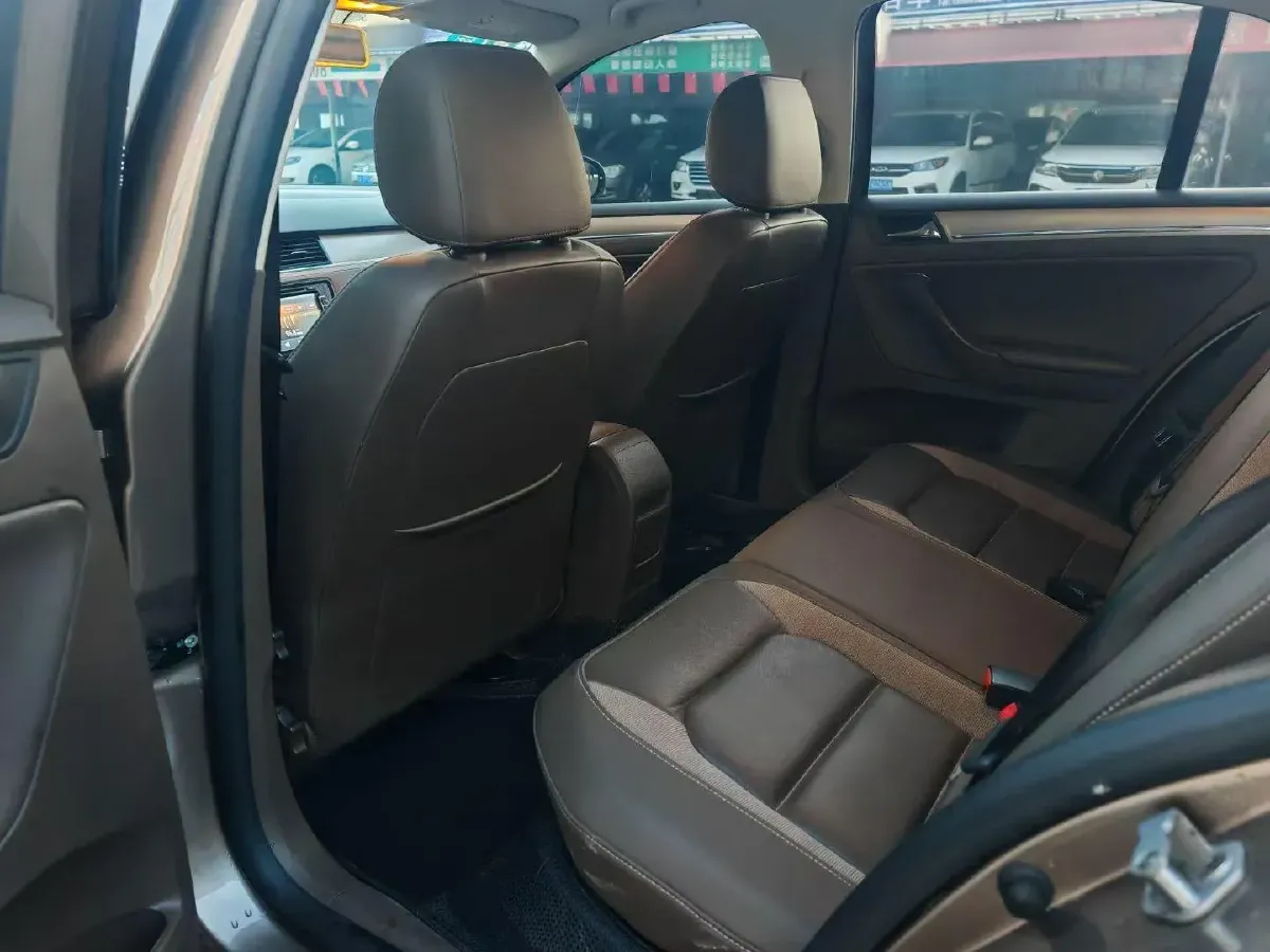 2015 Volkswagen Bora 1.6L 105HP L4 5MT,autocango,china used car exporter,china ev exporter,chinese used car exporter,chinese used ev exporter