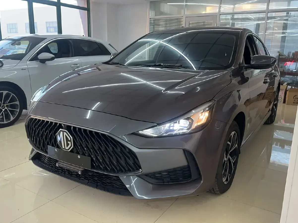 2022 MG 5 1.5L 120HP L4 5MT