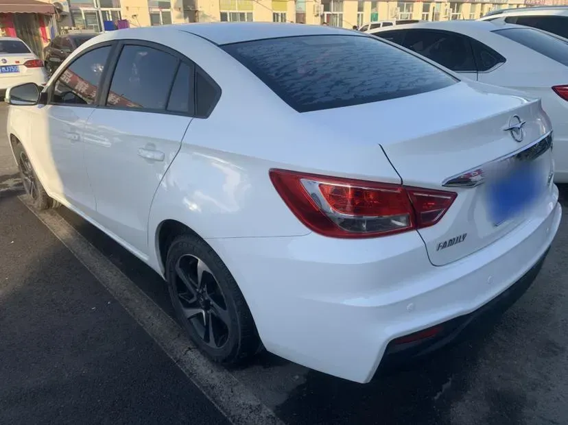 2017 HaiMa Family 1.6L 125HP L4 6MT,autocango,china used car exporter,china ev exporter,chinese used car exporter,chinese used ev exporter