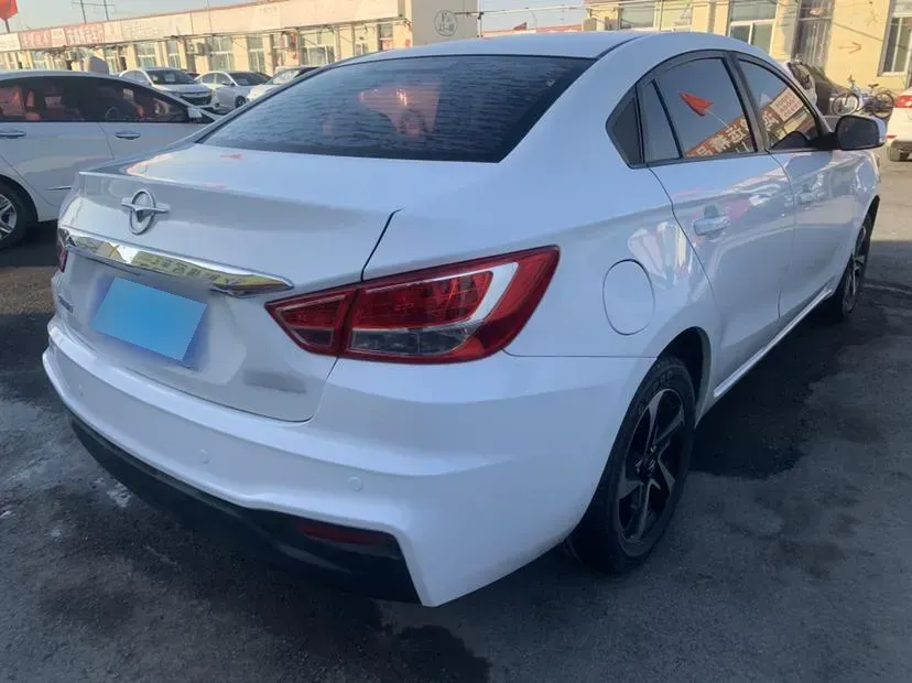 2017 HaiMa Family 1.6L 125HP L4 6MT,autocango,china used car exporter,china ev exporter,chinese used car exporter,chinese used ev exporter