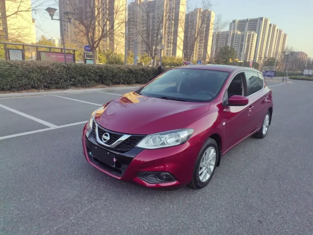 2016 Nissan Tiida 1.6L 126HP L4 CVT