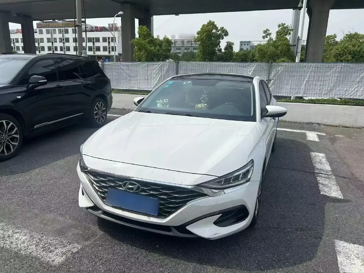 2019 Hyundai La Festa 1.6T 190HP L4 7DCT