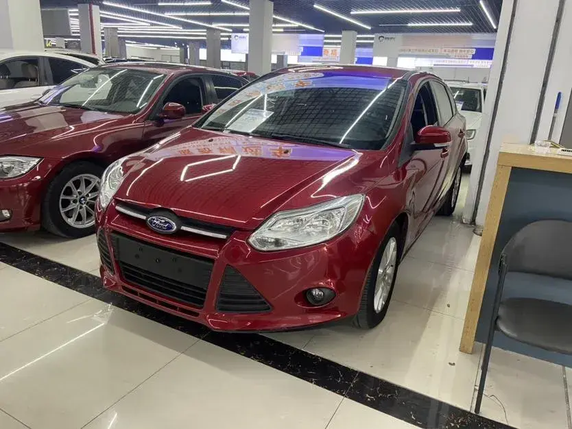 2012 Ford Focus 1.6L 125HP L4 6DCT