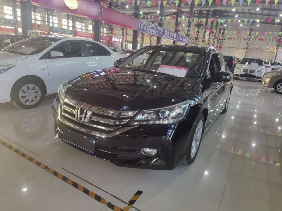 2015 Honda Accord 2.4L 186HP L4 CVT