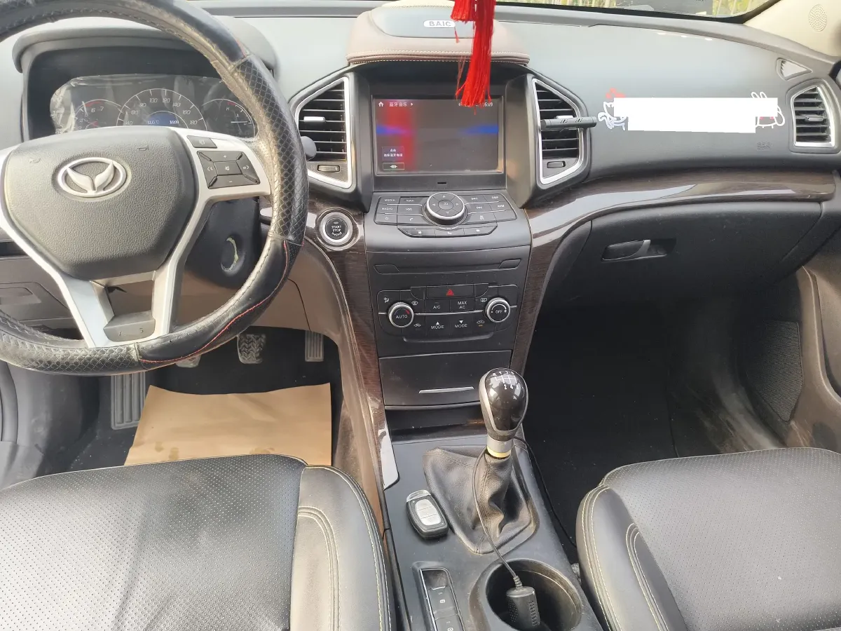 2016 BAIC Hyosow S6 1.5T 150HP L4 6MT,autocango,china used car exporter,china ev exporter,chinese used car exporter,chinese used ev exporter