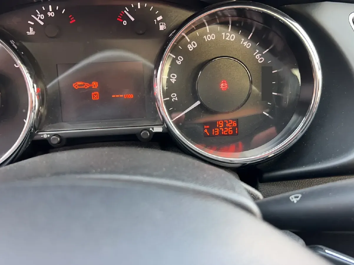 2015 Peugeot 3008 2.0L 147HP L4 5MT,autocango,china used car exporter,china ev exporter,chinese used car exporter,chinese used ev exporter