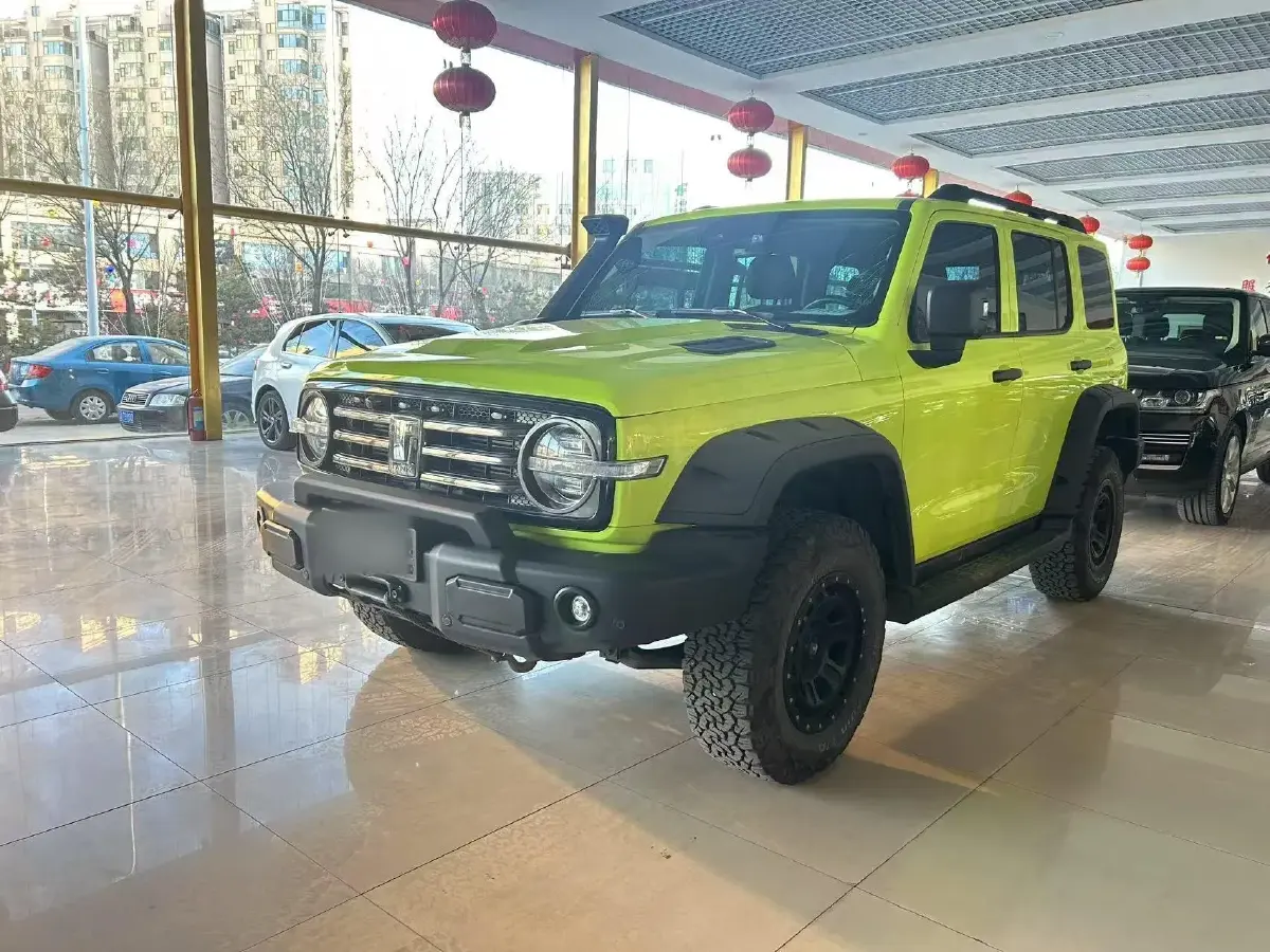 2022 Tank 300 2.0T 227HP L4 8AT