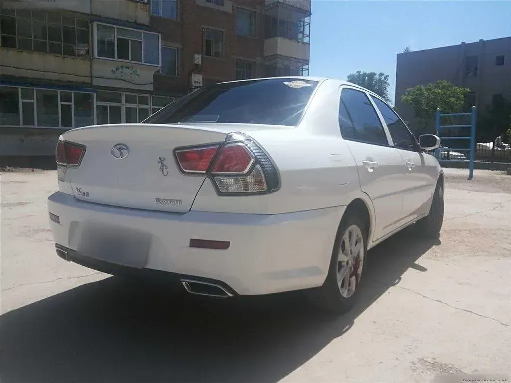 2014 Soueast V3 1.5L 120HP L4 5MT,autocango,china used car exporter,china ev exporter,chinese used car exporter,chinese used ev exporter