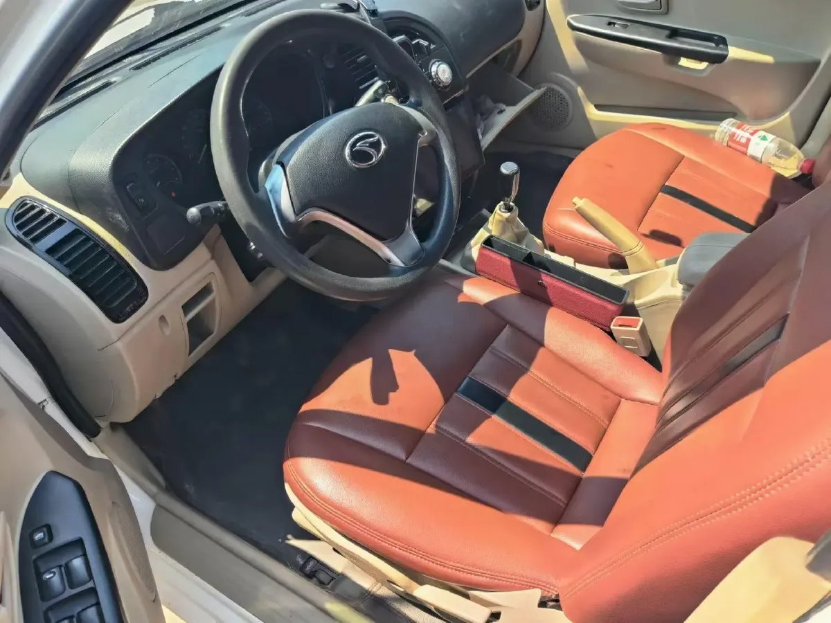 2014 Soueast V3 1.5L 120HP L4 5MT,autocango,china used car exporter,china ev exporter,chinese used car exporter,chinese used ev exporter