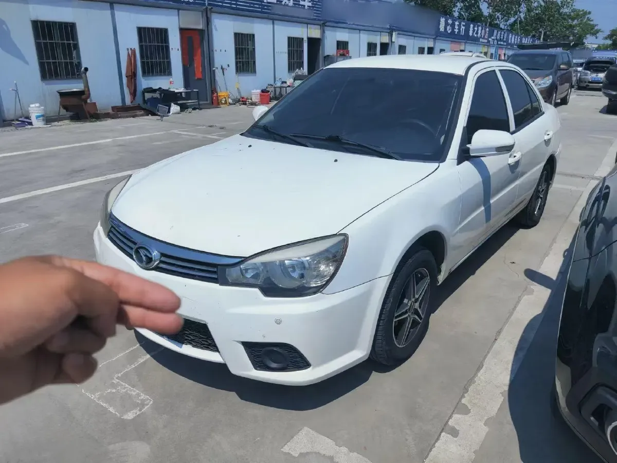 2014 Soueast V3 1.5L 120HP L4 5MT,autocango,china used car exporter,china ev exporter,chinese used car exporter,chinese used ev exporter