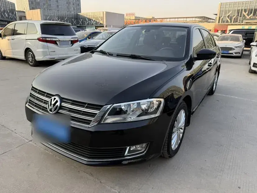 2013 Volkswagen Lavida 1.6L 110HP L4 6AT