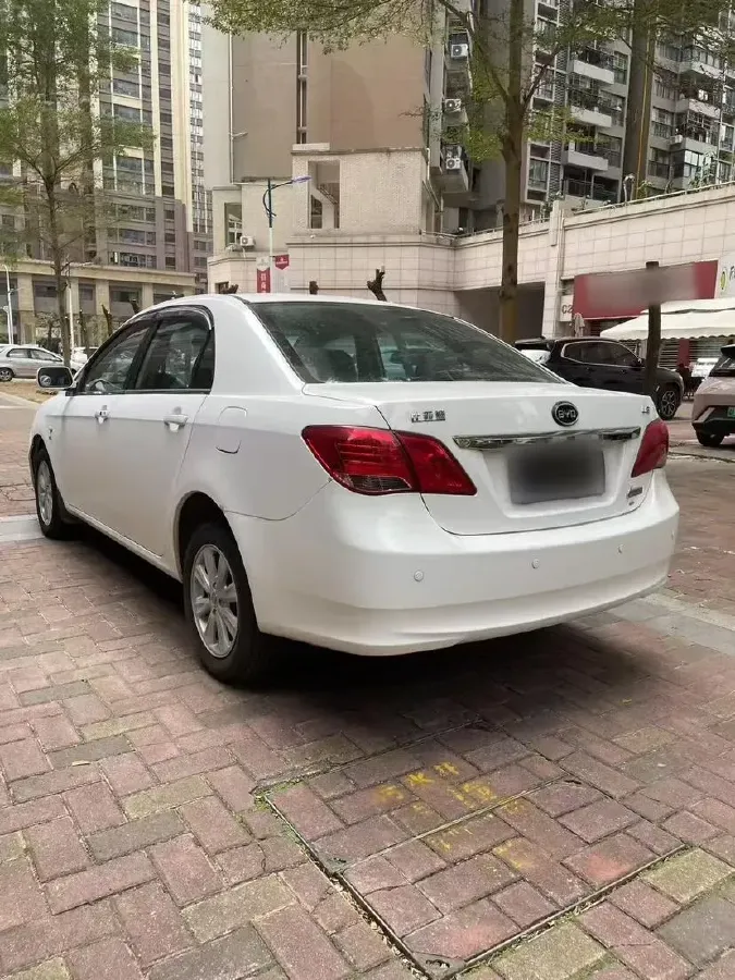 2015 BYD L3 1.5L 109HP L4 6DCT,autocango,china used car exporter,china ev exporter,chinese used car exporter,chinese used ev exporter
