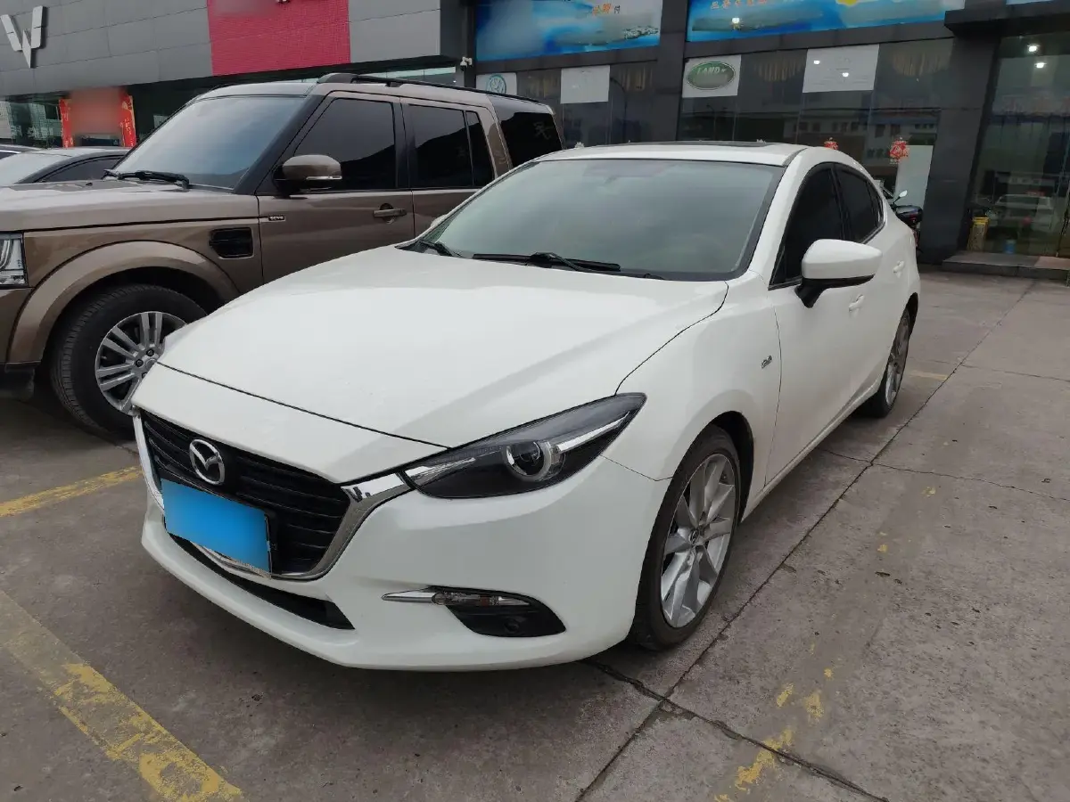 2017 Mazda 3 Axela 2.0L 158HP L4 6AT