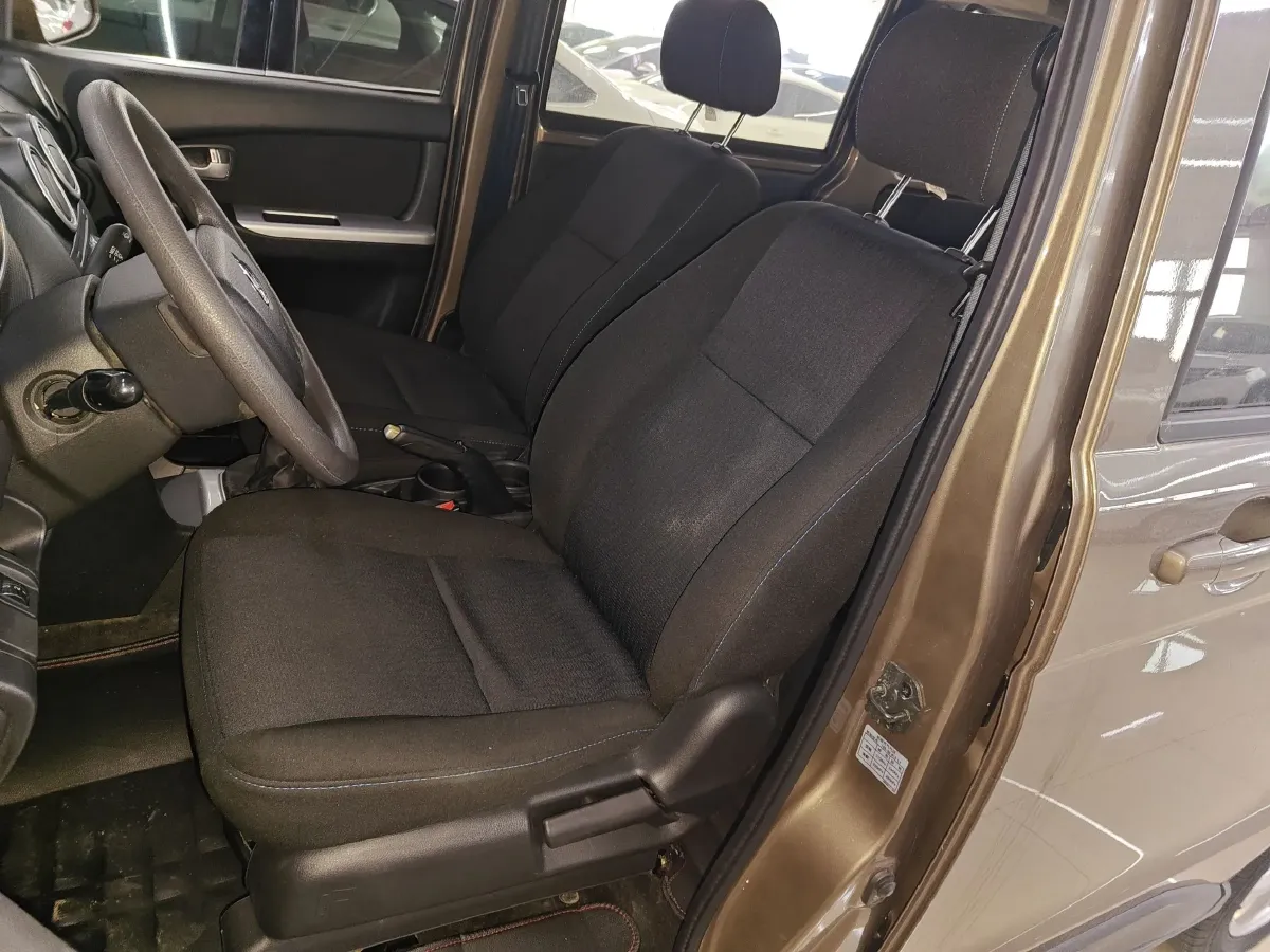 2014 ChangAn Kaicene Honor S 1.5L 106HP L4 5MT,autocango,china used car exporter,china ev exporter,chinese used car exporter,chinese used ev exporter