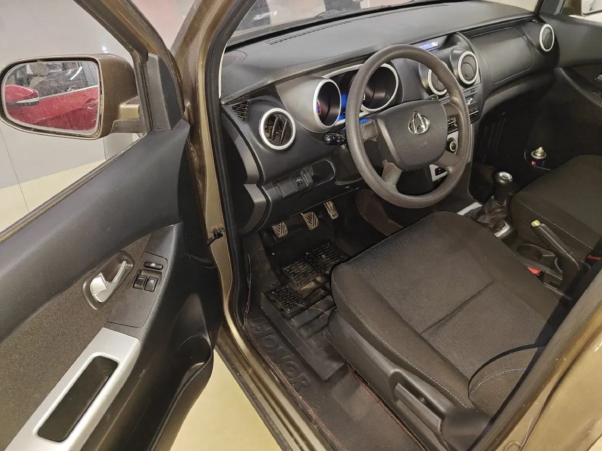 2014 ChangAn Kaicene Honor S 1.5L 106HP L4 5MT,autocango,china used car exporter,china ev exporter,chinese used car exporter,chinese used ev exporter