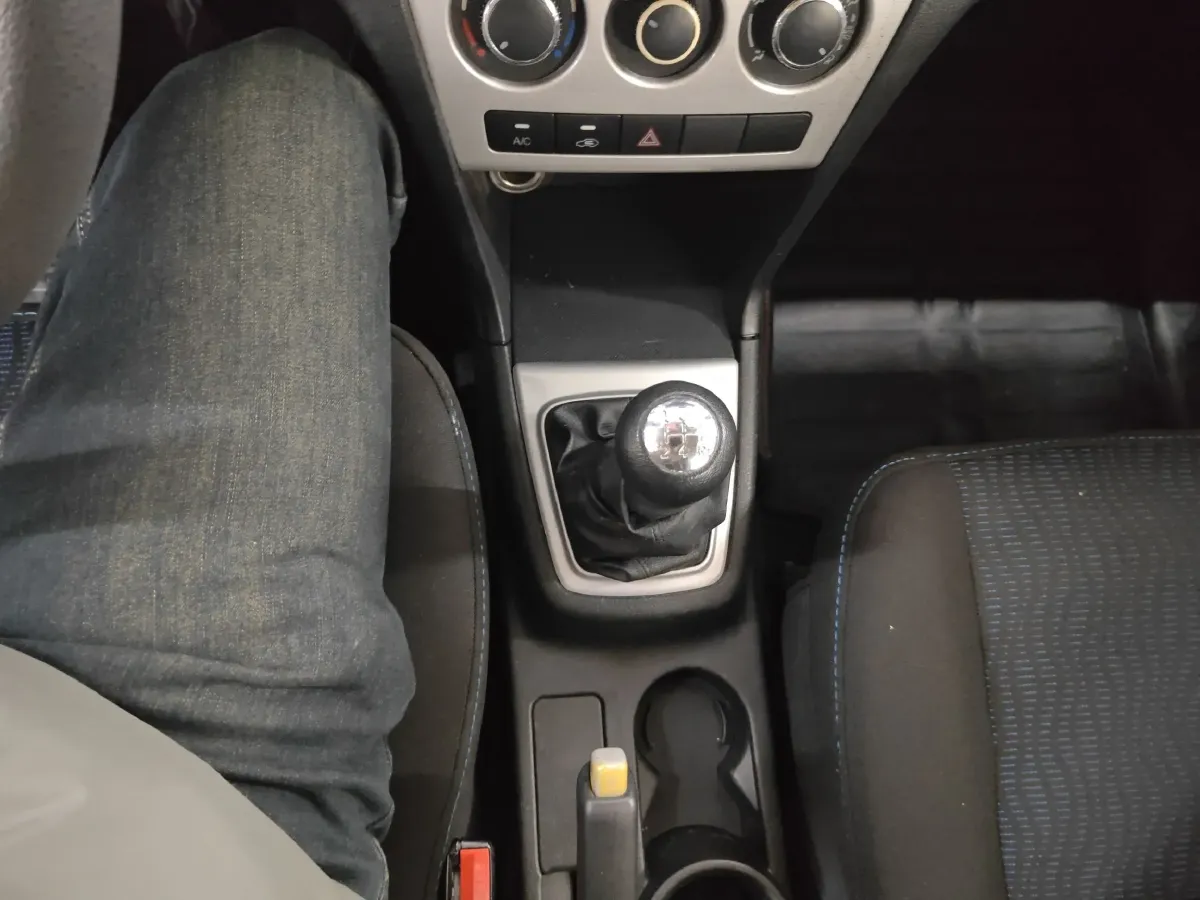 2014 ChangAn Kaicene Honor S 1.5L 106HP L4 5MT,autocango,china used car exporter,china ev exporter,chinese used car exporter,chinese used ev exporter