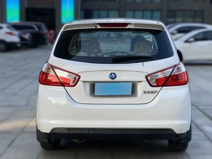 2013 Venucia R50 1.6L 117HP L4 4AT,autocango,china used car exporter,china ev exporter,chinese used car exporter,chinese used ev exporter