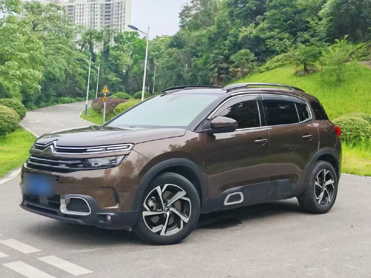 2019 Citroen C5 Aircross 1.8T 204HP L4 6AT