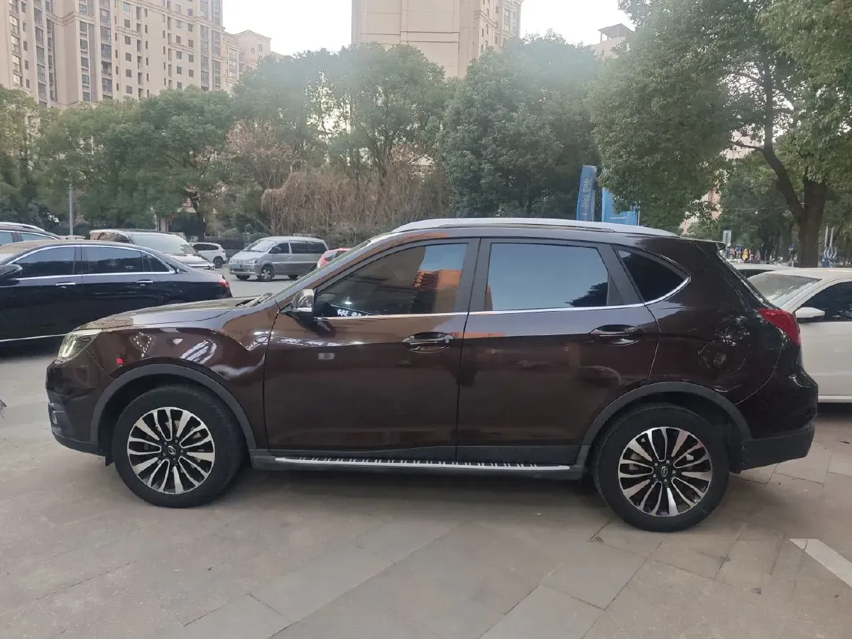 2015 GAC Trumpchi GS5 Super 1.8T 177HP L4 7DCT,autocango,china used car exporter,china ev exporter,chinese used car exporter,chinese used ev exporter