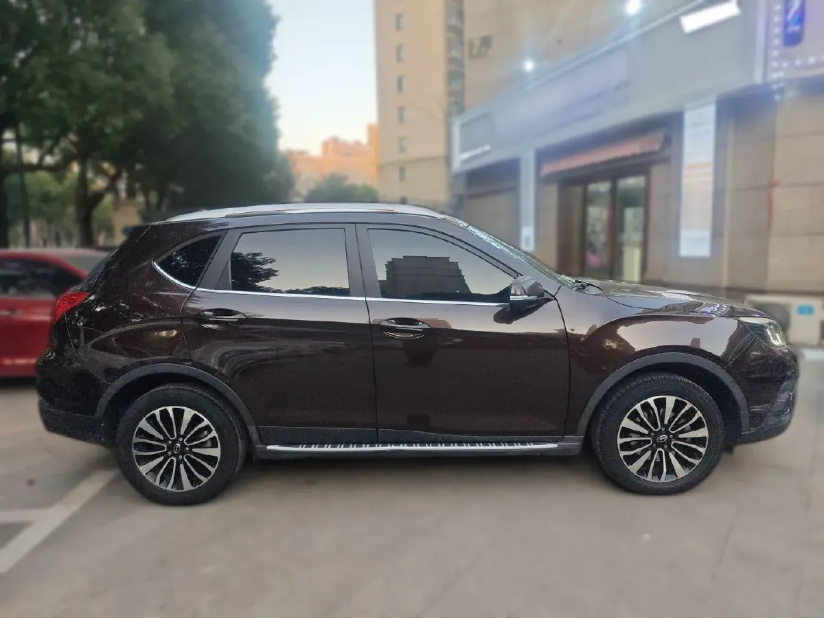 2015 GAC Trumpchi GS5 Super 1.8T 177HP L4 7DCT,autocango,china used car exporter,china ev exporter,chinese used car exporter,chinese used ev exporter
