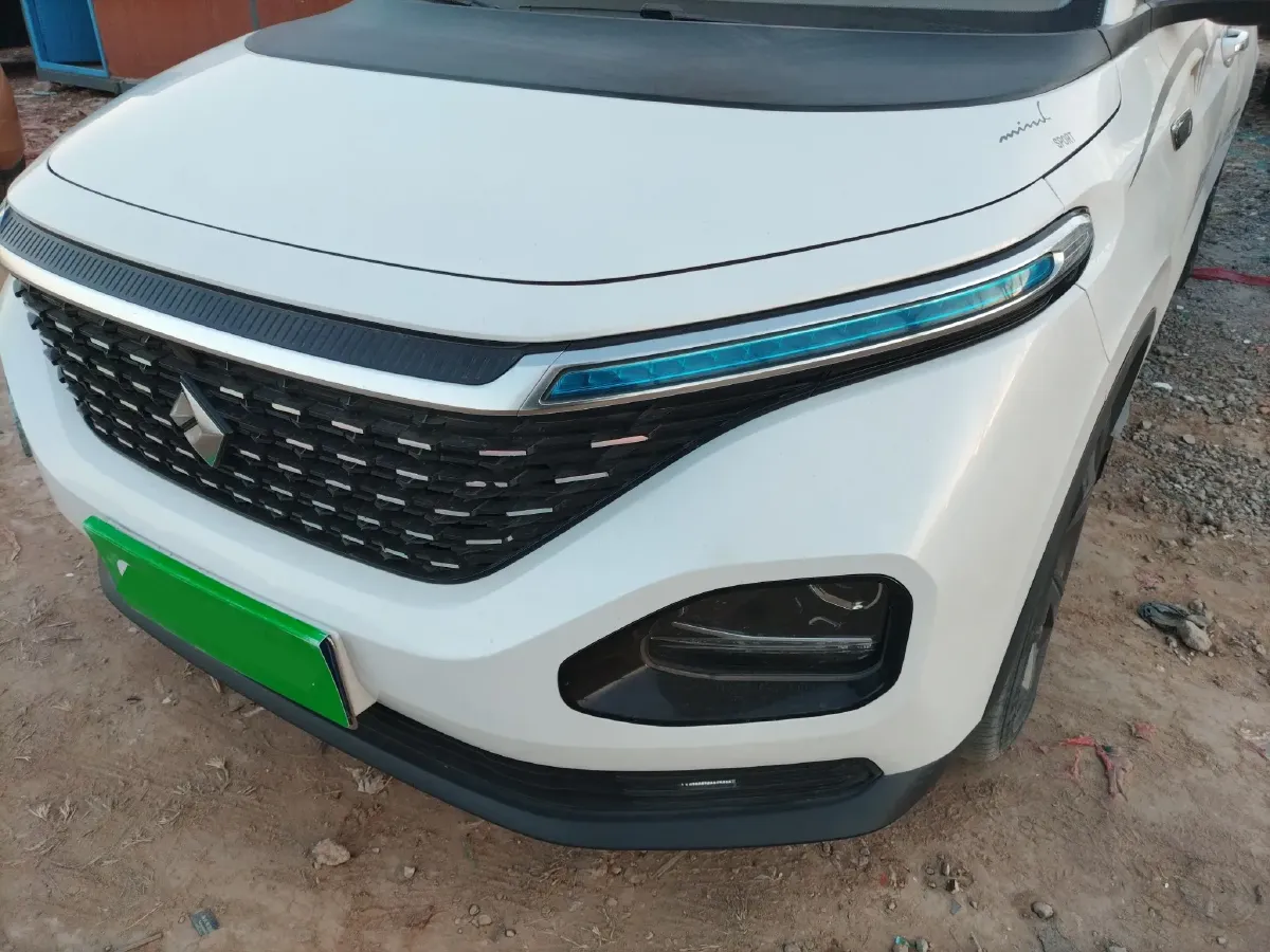 2019 BaoJun RM-5 1.5T 147HP L4 CVT,autocango,china used car exporter,china ev exporter,chinese used car exporter,chinese used ev exporter
