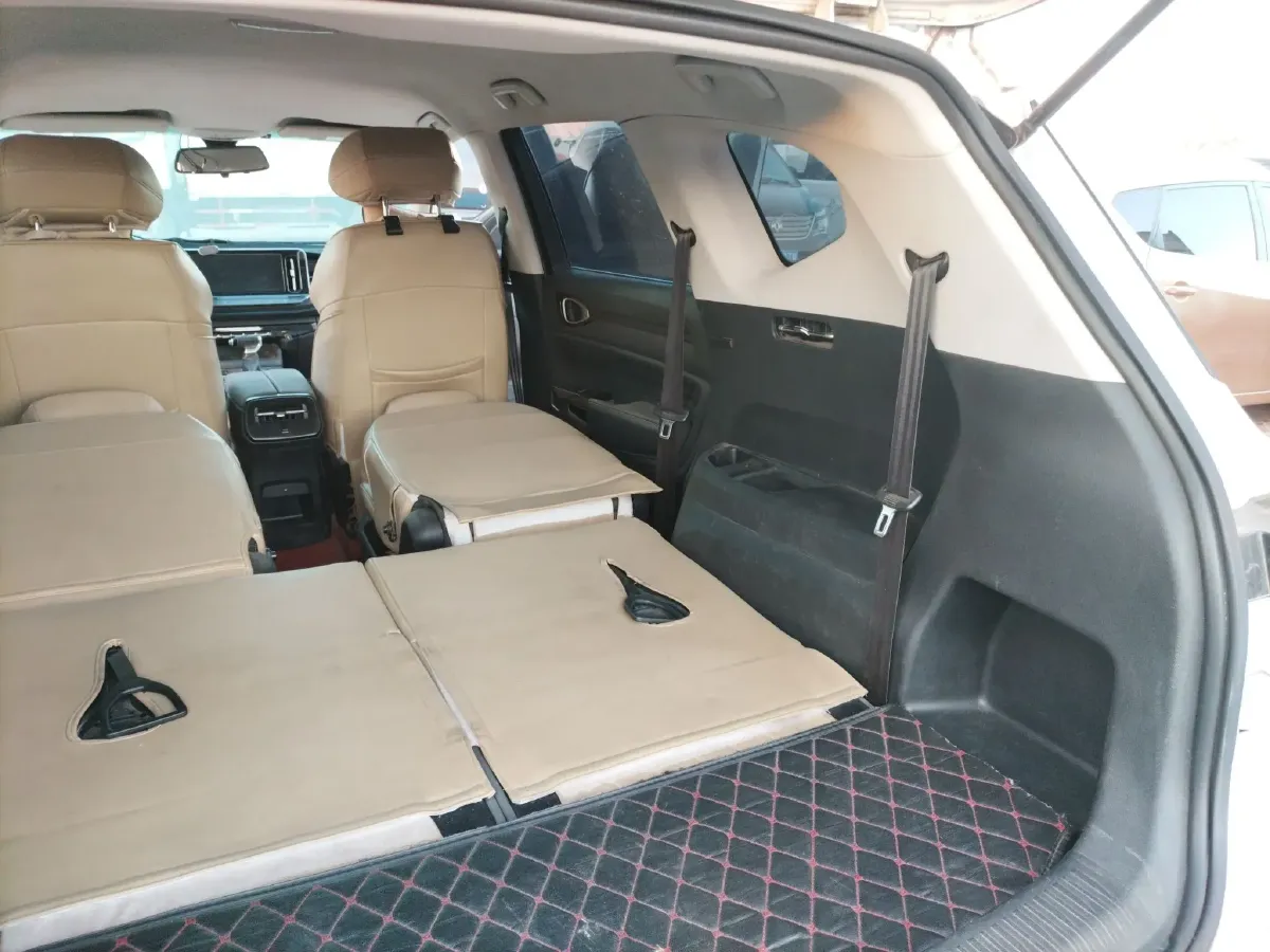 2019 BaoJun RM-5 1.5T 147HP L4 CVT,autocango,china used car exporter,china ev exporter,chinese used car exporter,chinese used ev exporter