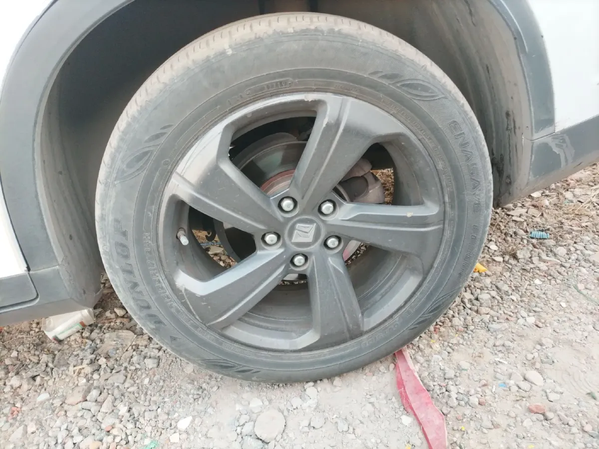 2019 BaoJun RM-5 1.5T 147HP L4 CVT,autocango,china used car exporter,china ev exporter,chinese used car exporter,chinese used ev exporter