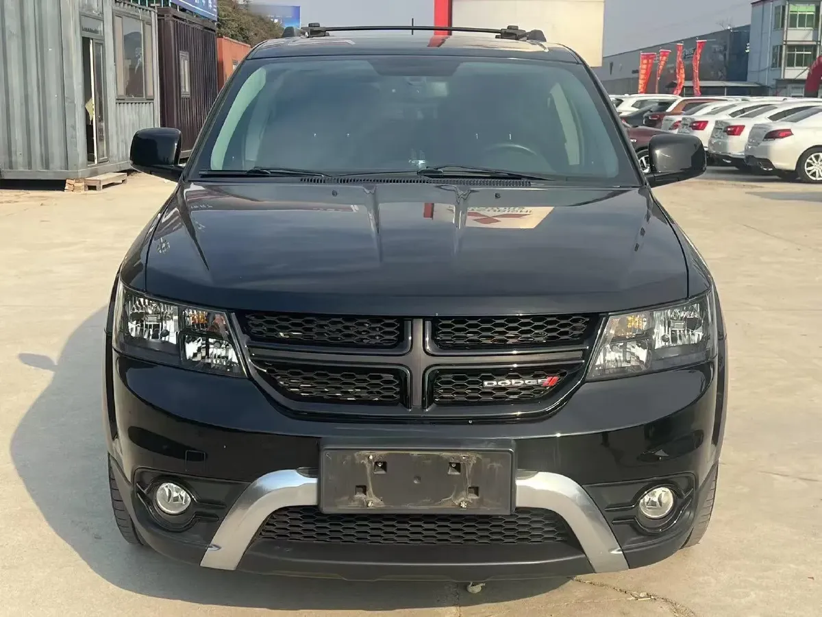 2016 Dodge JCUV 2.4L 170HP L4 6AT,autocango,china used car exporter,china ev exporter,chinese used car exporter,chinese used ev exporter