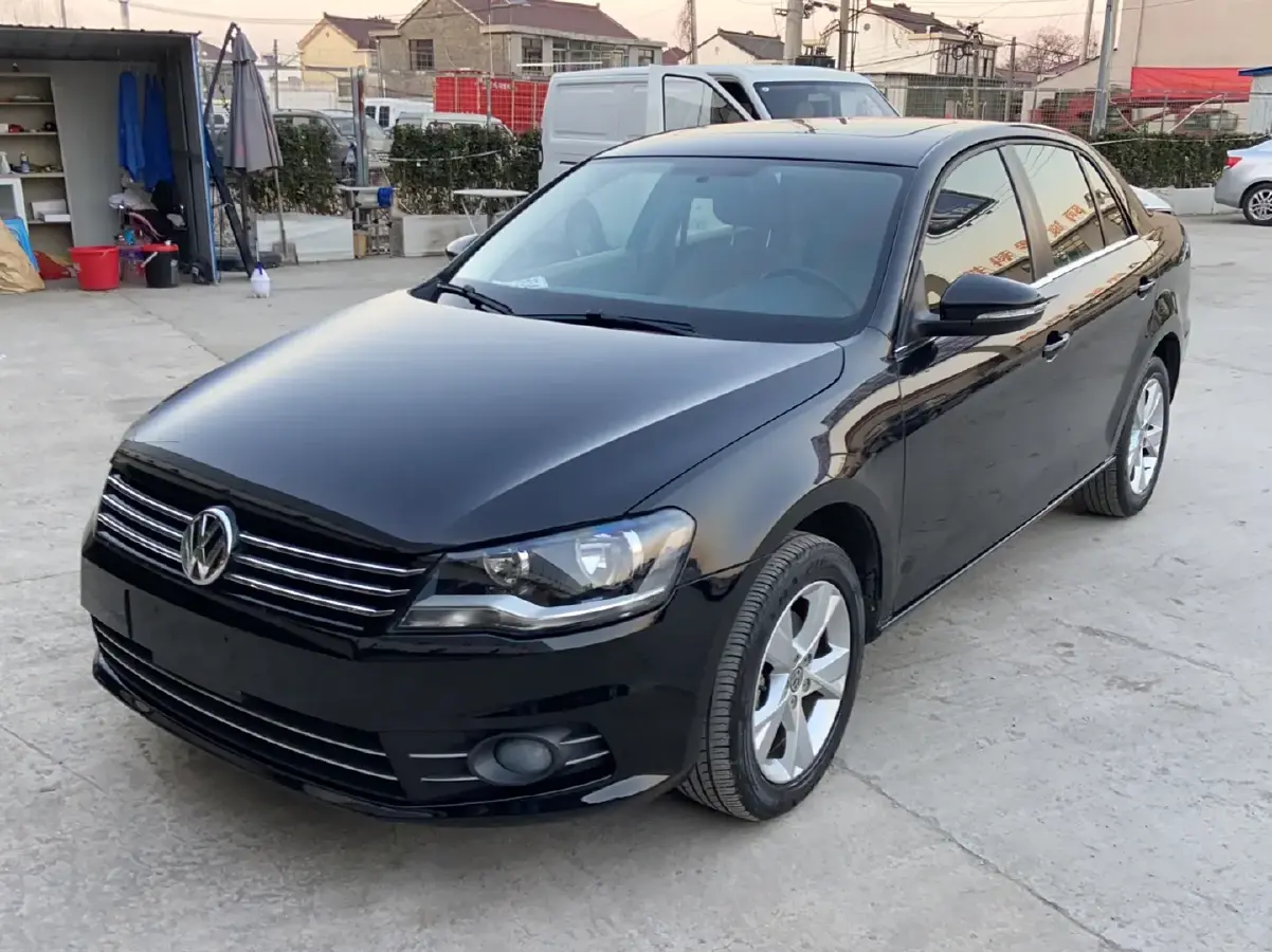 2014 Volkswagen Bora 1.6L 105HP L4 6AT