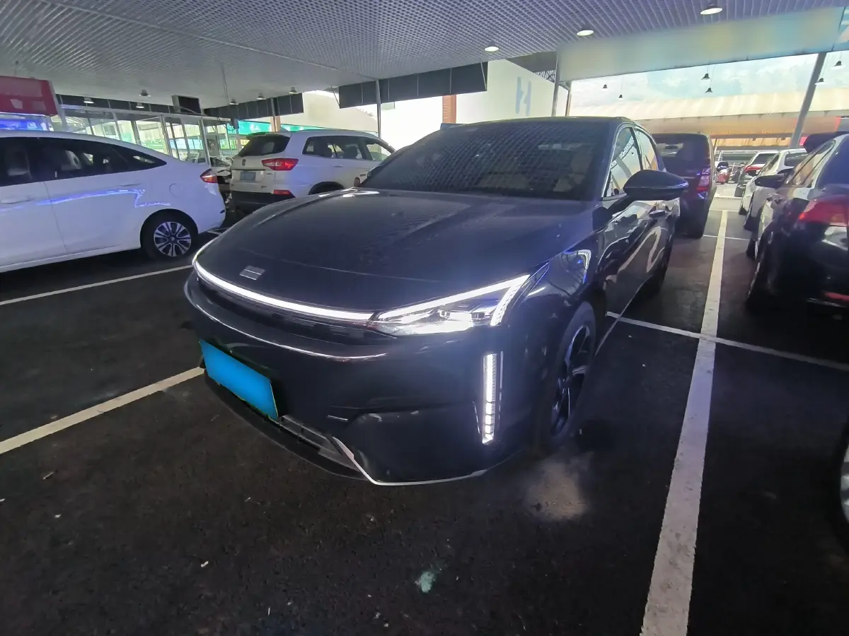 2023 Geely Galaxy L6 1.5T 163HP L4 3DHT PHEV