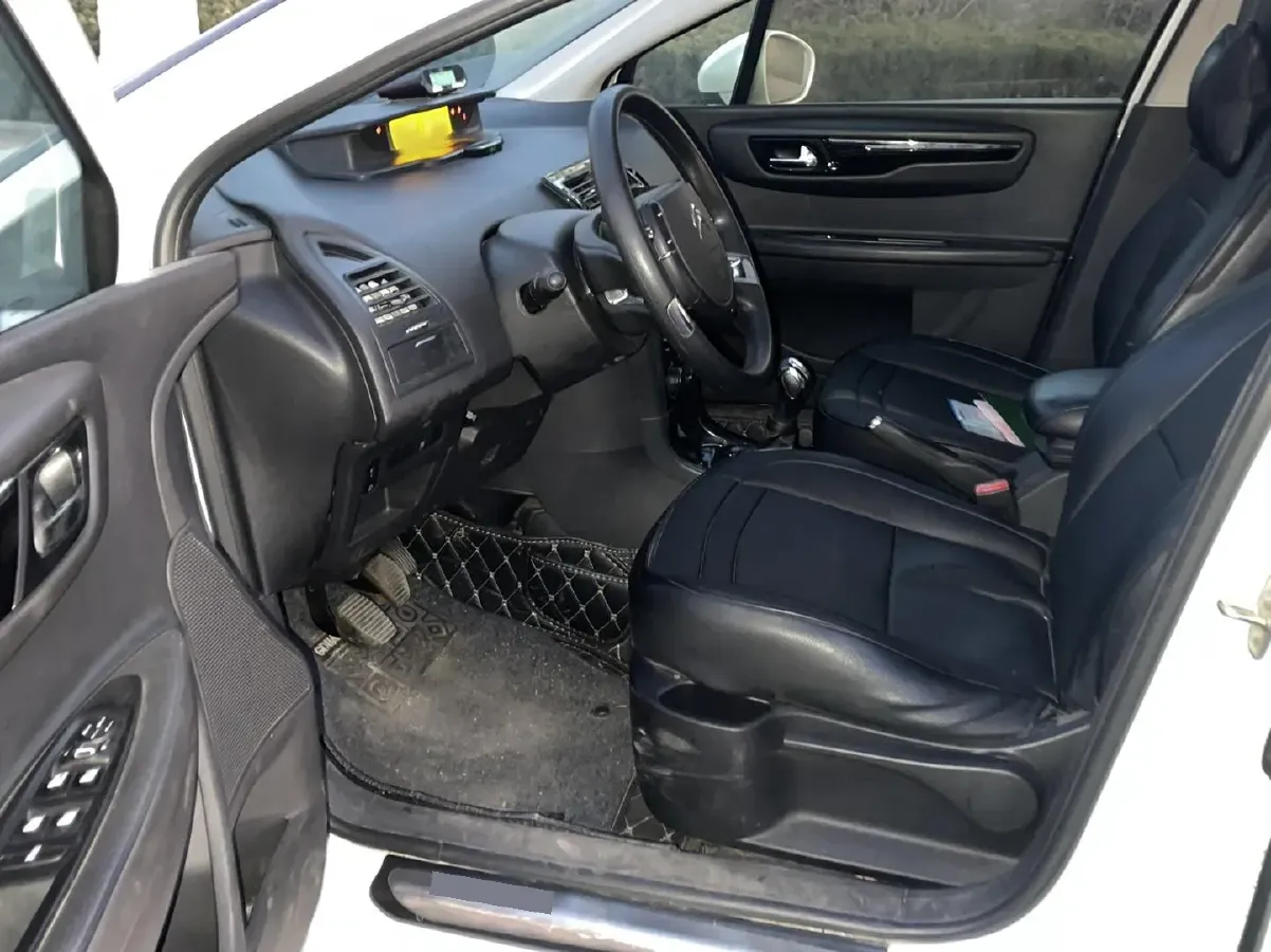 2013 Citroen C-Quatre 1.6L 117HP L4 5MT,autocango,china used car exporter,china ev exporter,chinese used car exporter,chinese used ev exporter