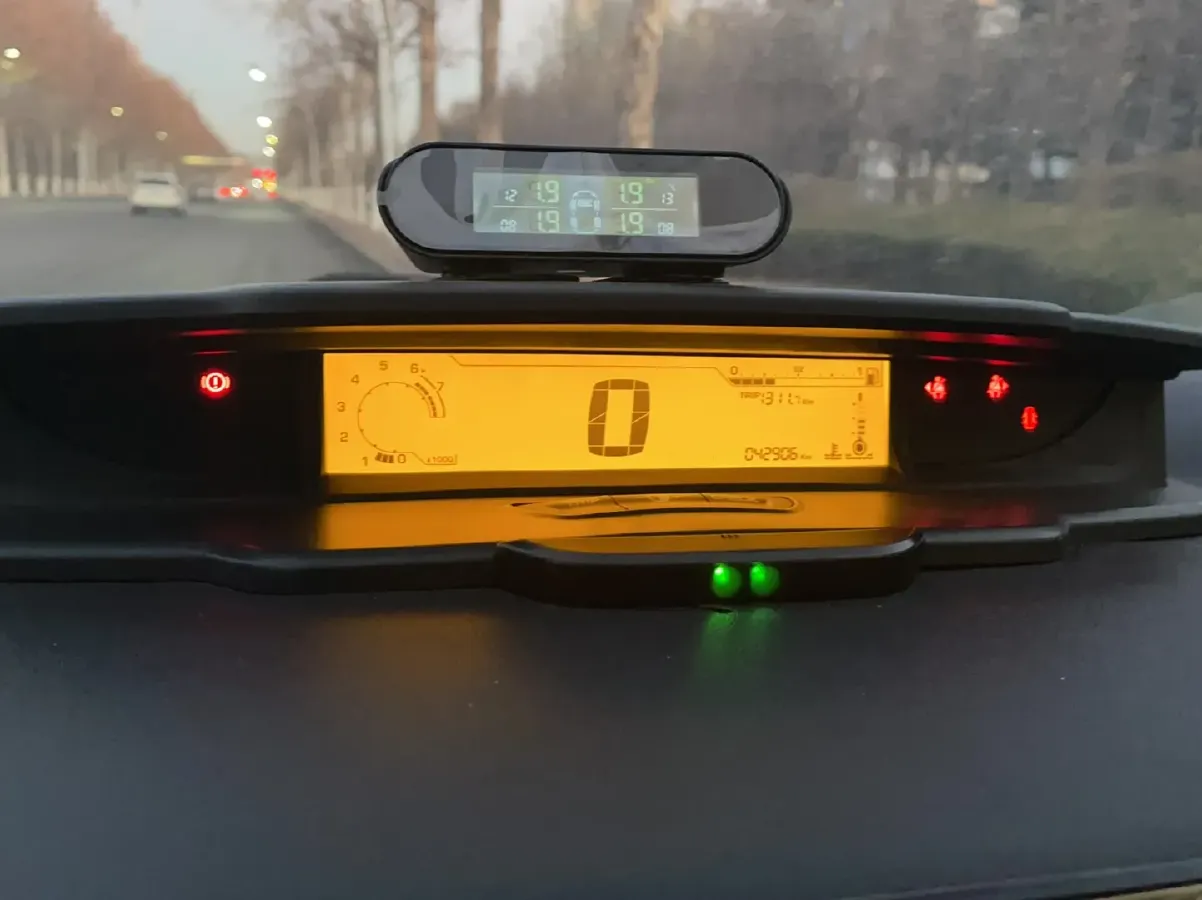 2013 Citroen C-Quatre 1.6L 117HP L4 5MT,autocango,china used car exporter,china ev exporter,chinese used car exporter,chinese used ev exporter