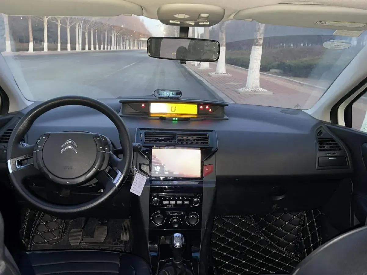 2013 Citroen C-Quatre 1.6L 117HP L4 5MT,autocango,china used car exporter,china ev exporter,chinese used car exporter,chinese used ev exporter